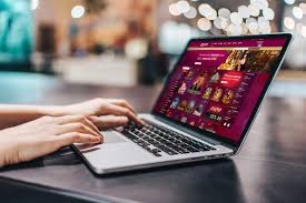 Discover the Excitement at Royal Oak Casino UK 24